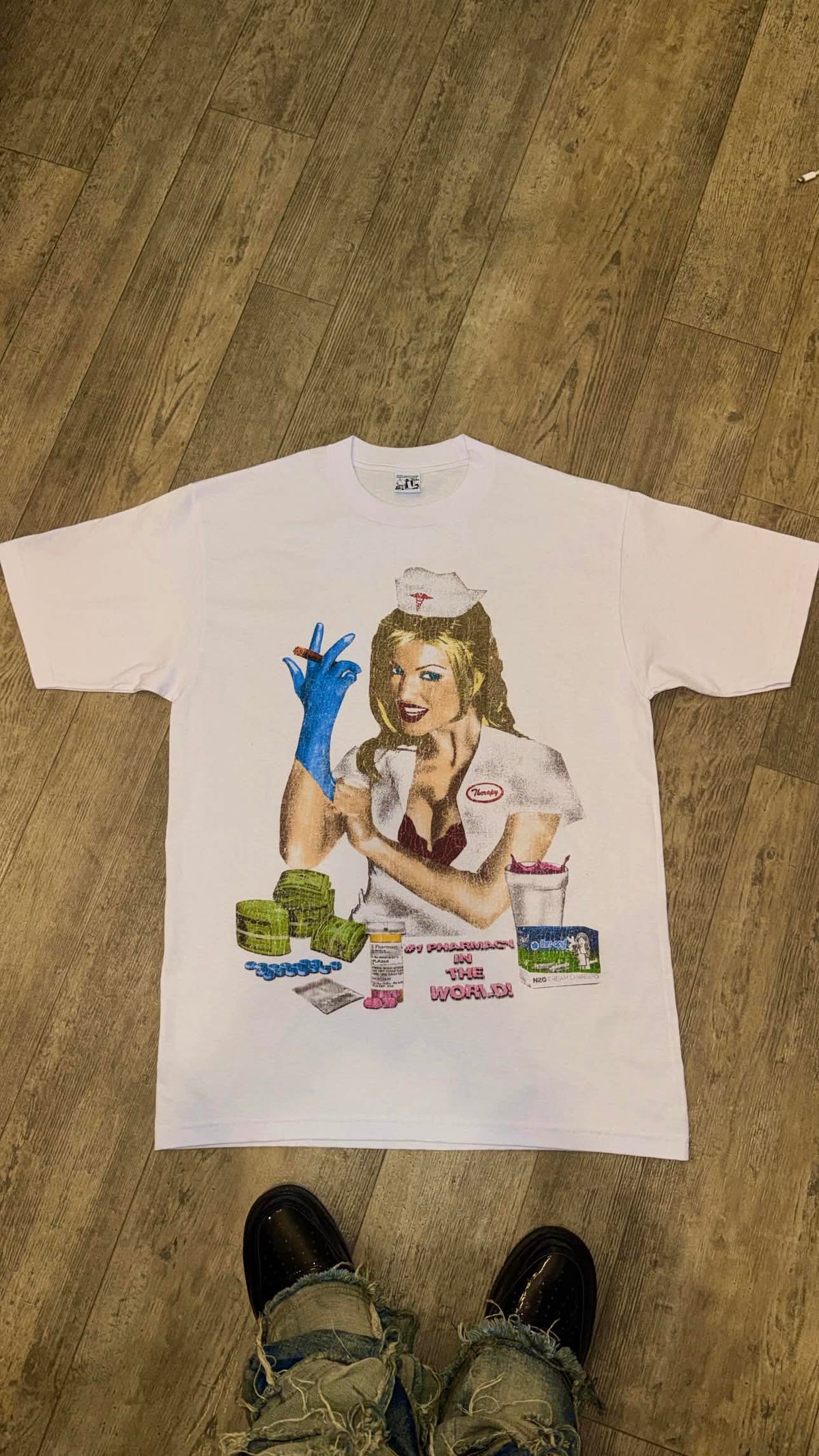 PHARMACY HOTTIE TEE